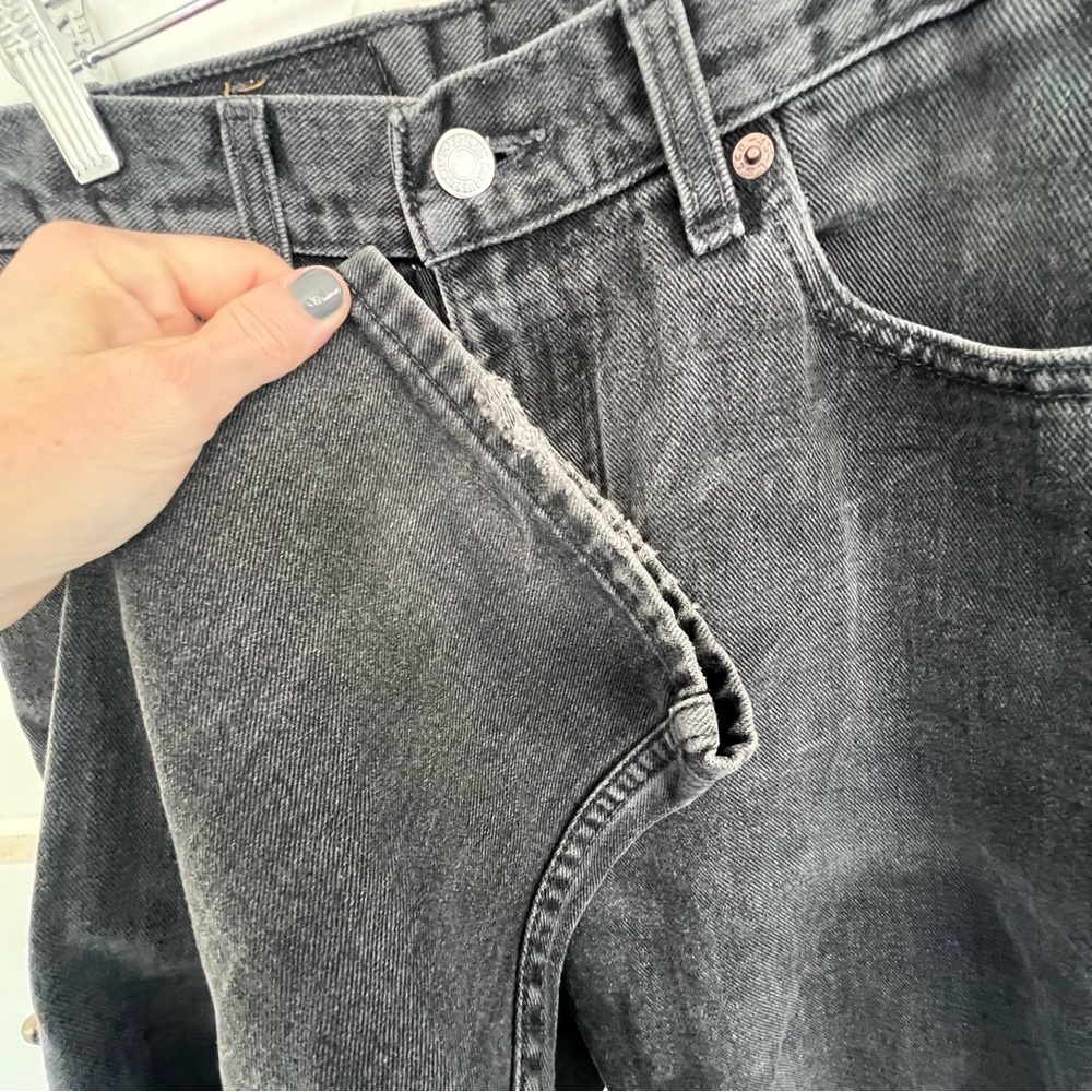 Levi's Black Straight-Leg Jeans - Picture 10 of 11